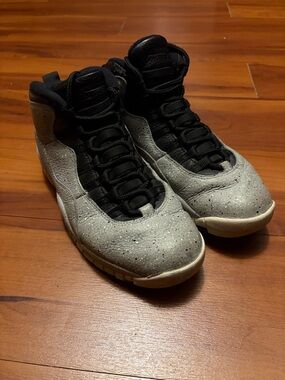 Nike Air Jordan 10 X Retro Cement Light Smoke Grey Size 9 Sneakers 310805-062